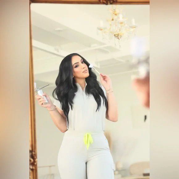 Professional Licensed Aesthetics Live Show Notification - Picture 3 of 5